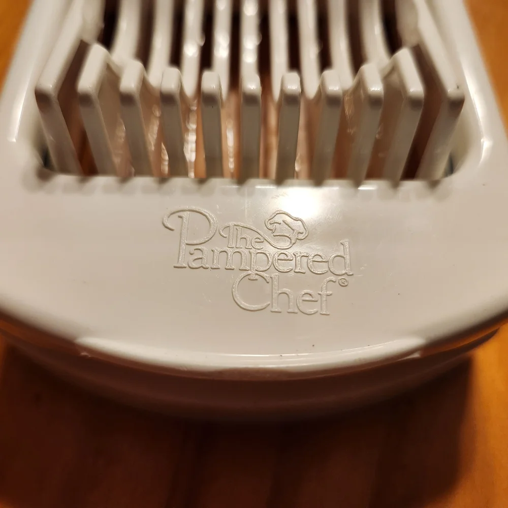 Pampered Chef Egg Slicer Plus #1182